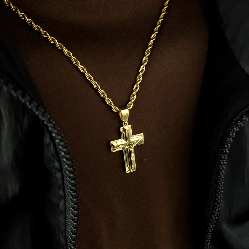 New Design 18K Gold Plated Waterproof Stainless Steel Jesus Cross Pendant For Men Religious Charms Vera Lux