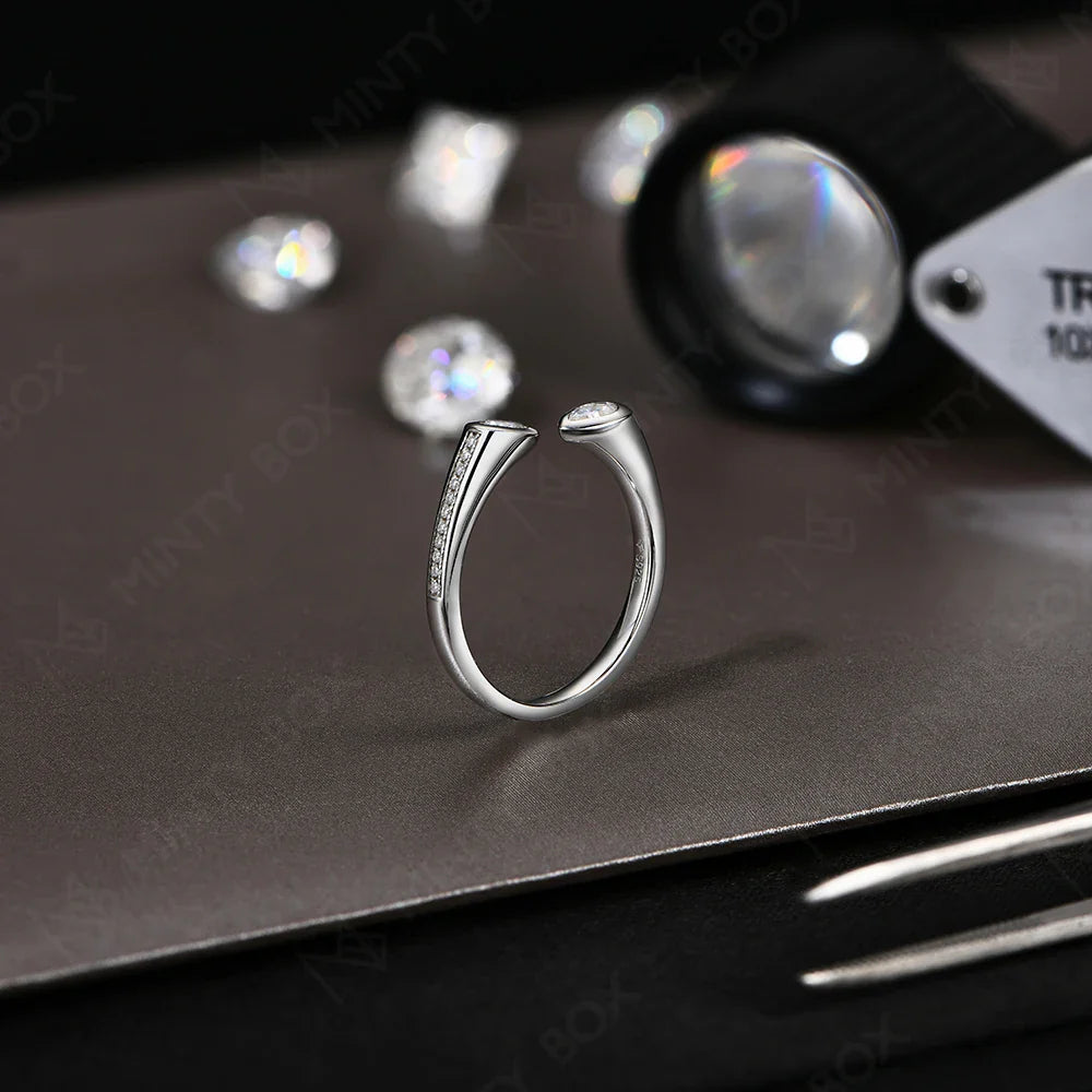 MINTYBOX Pear Shape Lab Grown Diamond Ring 0.5CT S925 Silver Moissanite Rings For Women 18k White Gold Plated Wedding Jewelry Vera Lux