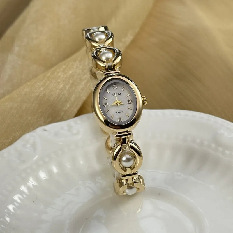Luxury Pearl Inlaid Bracelet Watch Fashion Women Quartz Watch Brand Oval Dial Dress Wristwatches Dropshipping Relojes Para Mujer Vera Lux