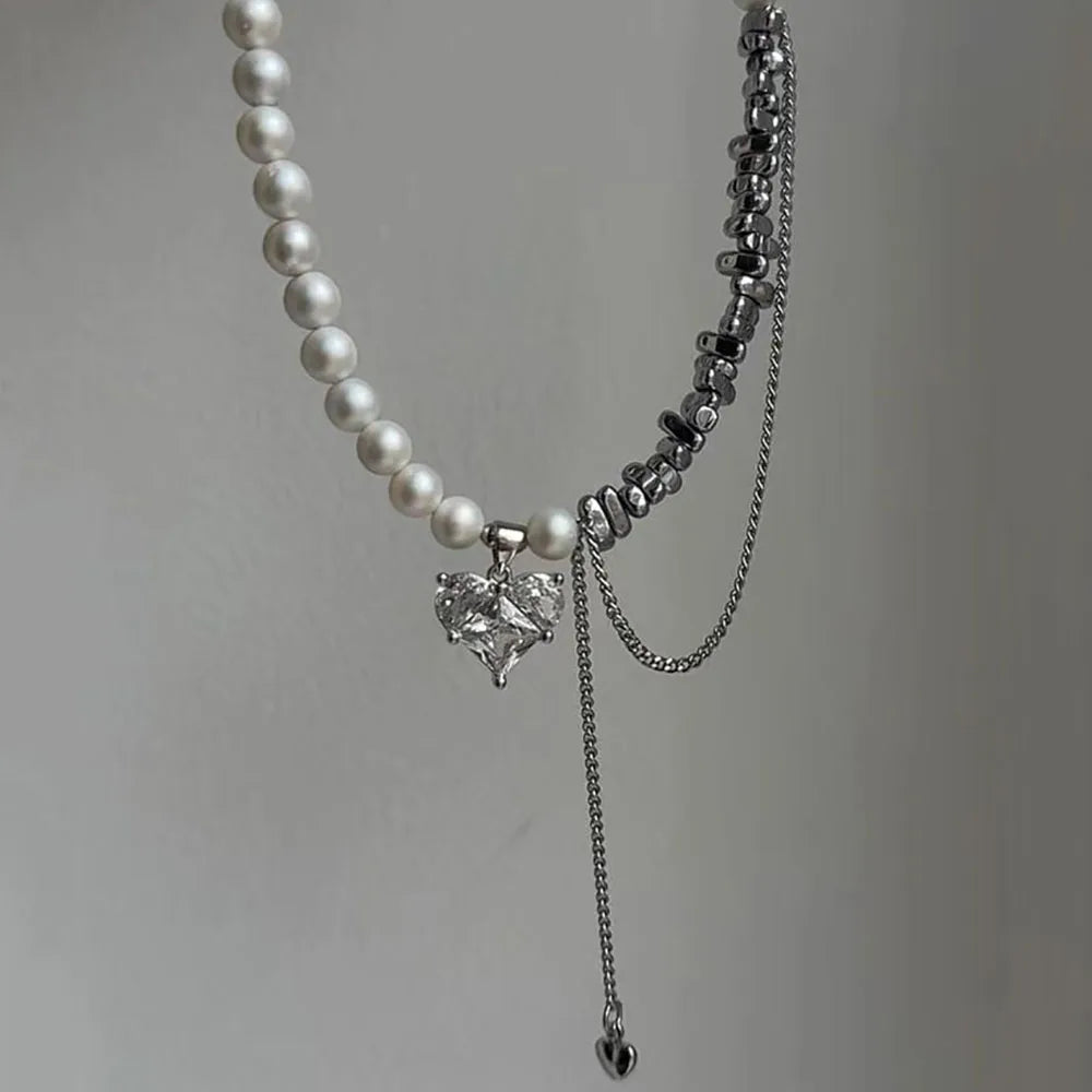 New Irregular Choker Vintage Tassels Zircon Heart Pendant Necklace For Women Female White Imitation Pearl Chain Valentine's Gift Vera Lux