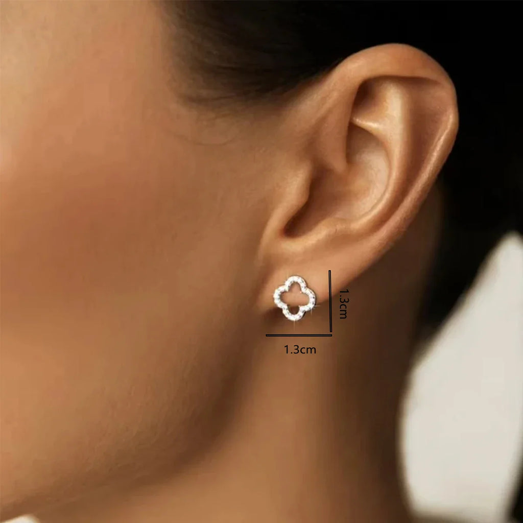 New Fashion Leaf Hollow Zircon Stud Earrings for Women Elegant Niche Triple Flower Earrings Party Jewelry Gift Vera Lux