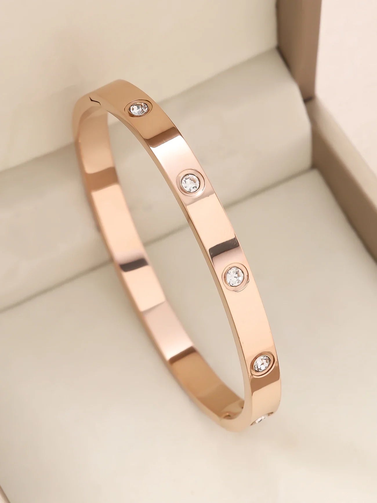 1pieces/set women's wedding jewelry party holiday Valentine's Day gift stainless steel bracelet plated with 18K gold bracelet Vera Lux