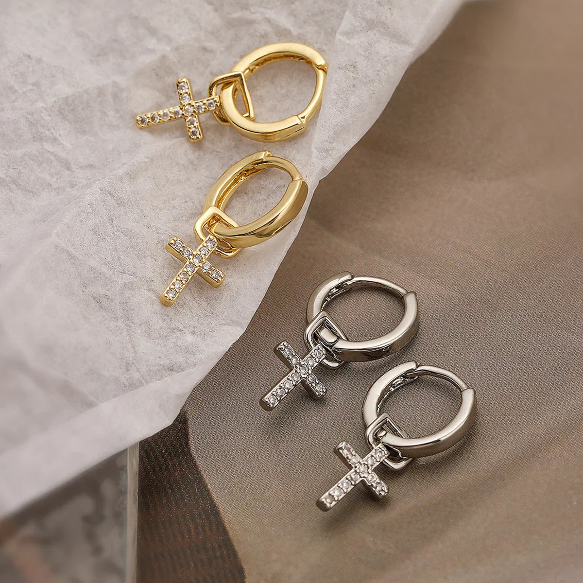 NEWBUY Fashion Gold Color Copper Plant Earrings Luxury Cubic Zirconia Flower Dangle Earring Hot Sale Female Party Jewelry Gift Vera Lux