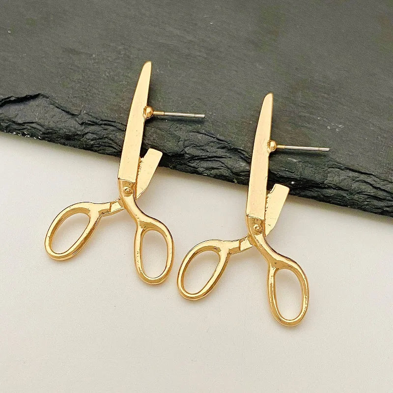 Fashion Creative New Retro Scissors Ear Studs for Women Personalized Women Hip Hop Rock Party Holiday Gift Perforated Earrings Vera Lux