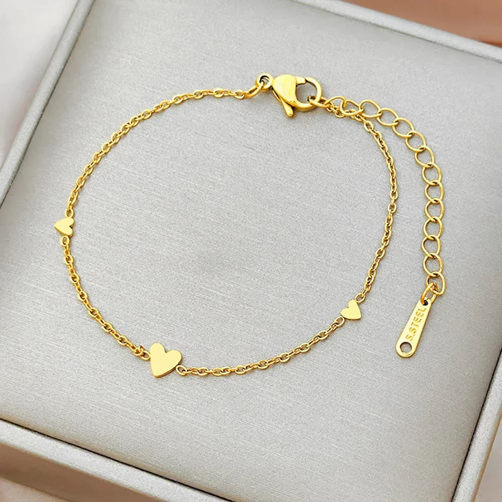Fashion 316L Stainless Steel Love Heart Bracelet for Women Tiny Gold-Plated Clavicle Chain Girl Wedding Party Charm Jewelry Gift Vera Lux