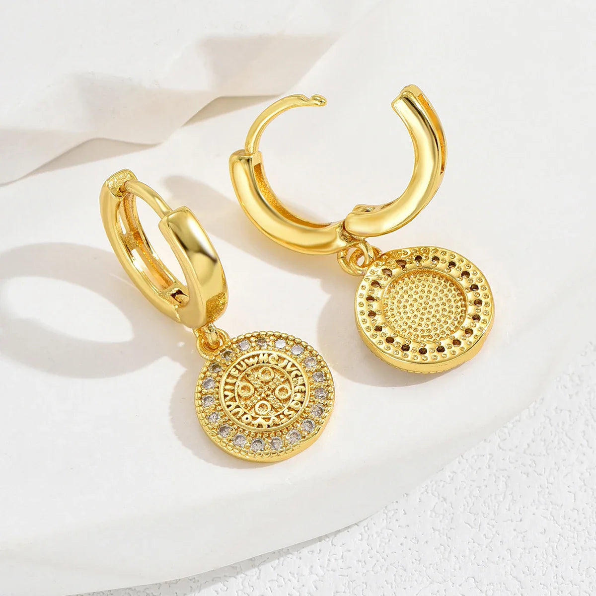 NEWBUY Fashion Gold Color Copper Plant Earrings Luxury Cubic Zirconia Flower Dangle Earring Hot Sale Female Party Jewelry Gift Vera Lux