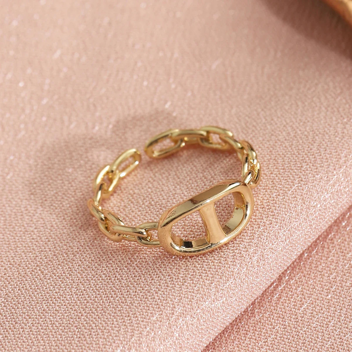 Fashionable Starry Full Drill Chain Pendant Ring for Women Versatile Luxury Design Ring Finger Accessory Copper Material Vera Lux