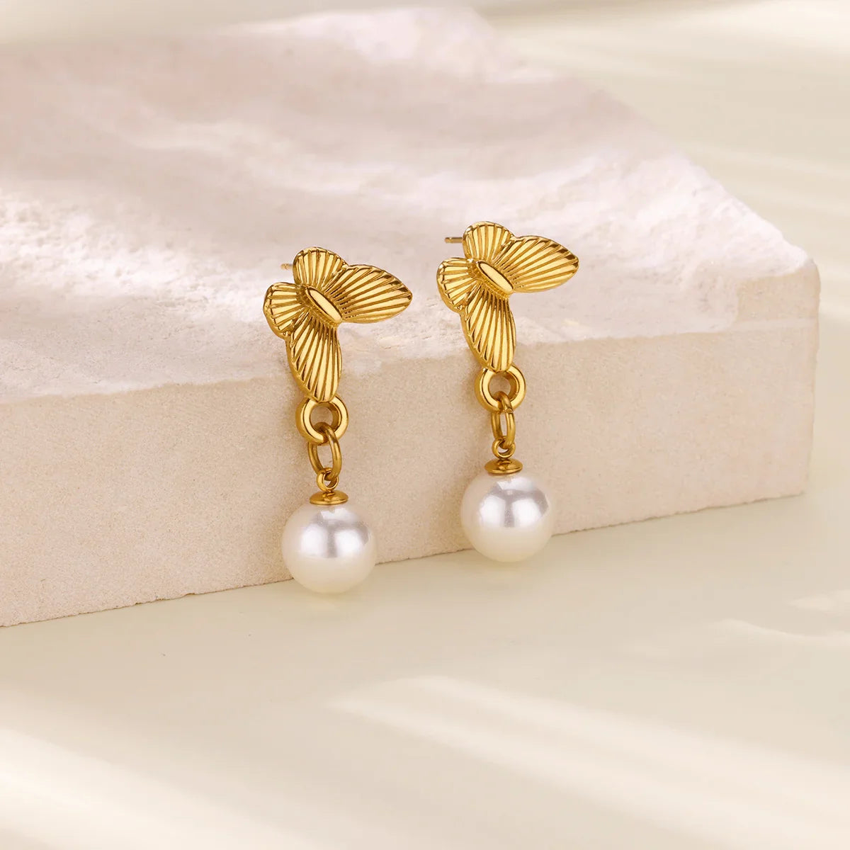 Elegant Imitation Pearl Earrings for Women Stainless Steel Heart Butterfly Shell Drop Earrings Luxury Aesthetic Jewelry Gift Vera Lux