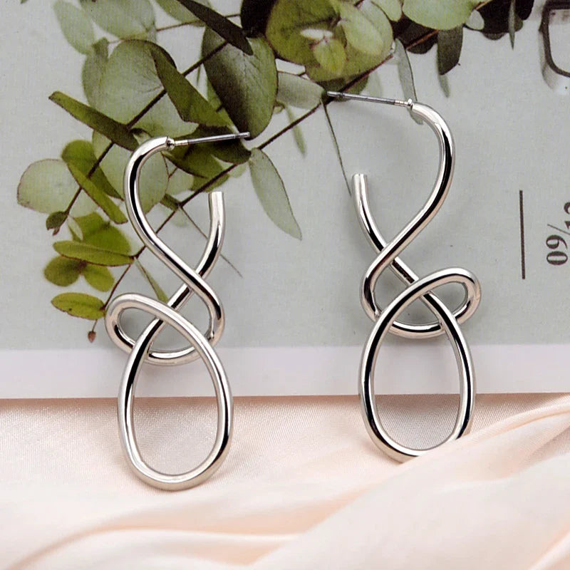 Vintage Metal Knitted Dangle Earrings for Women Personalized Fashion Distorted Irregular Geometry Drop Earrings Punk Jewelry Vera Lux