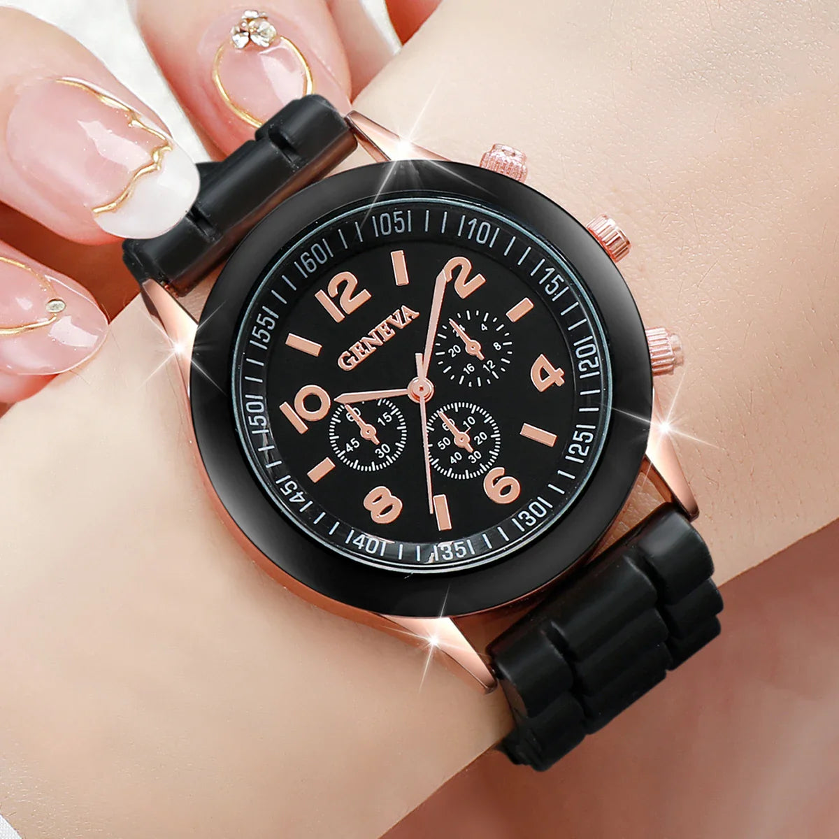 4PCS Fashion Women's Watches Casual Silicone Band Analog Quartz Watch Set（Without Box） Vera Lux