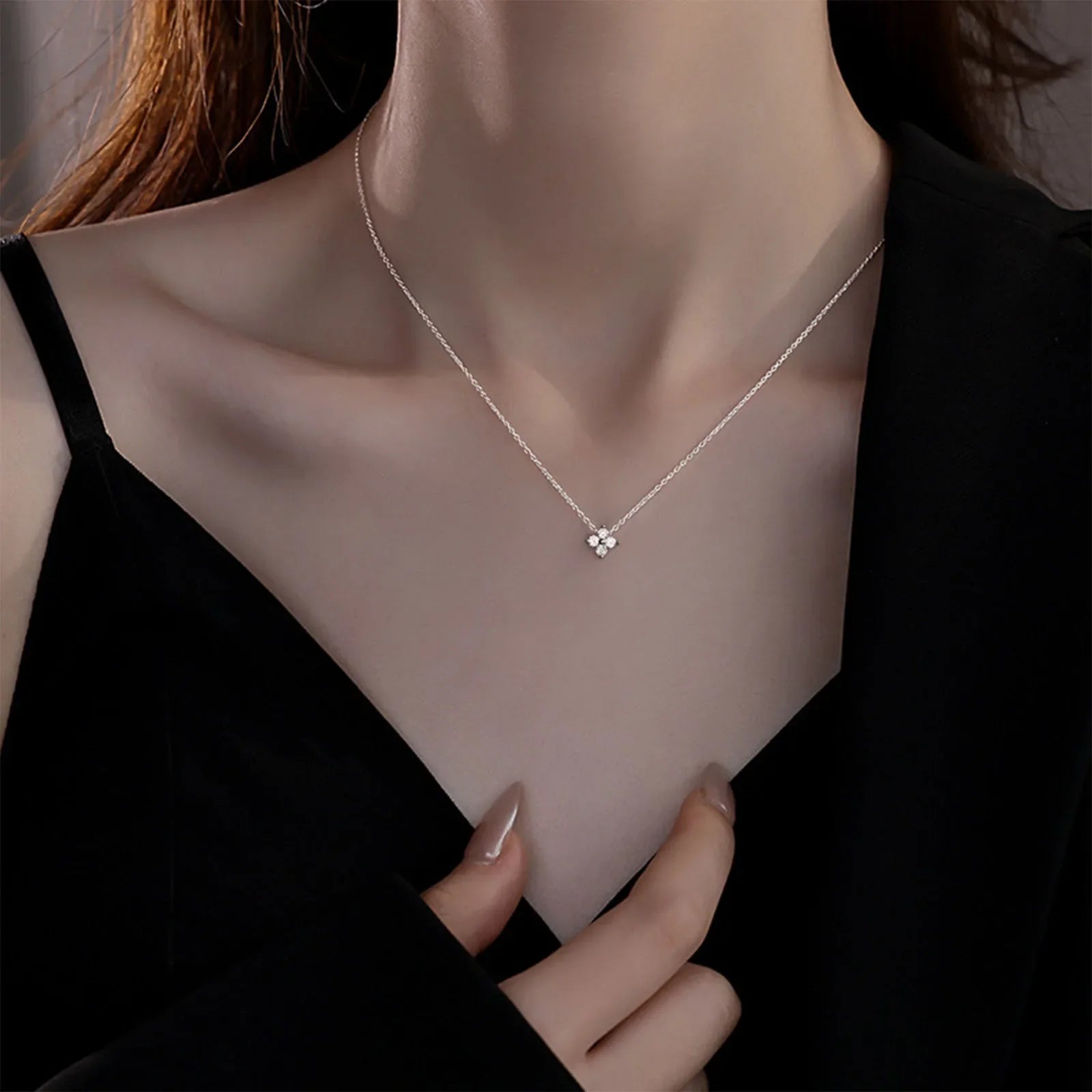 S925 Silver Lucky Four-leaf Clover Small Necklace for Women Clavicle Chain Luxury Minimalist Design Sensation Vera Lux