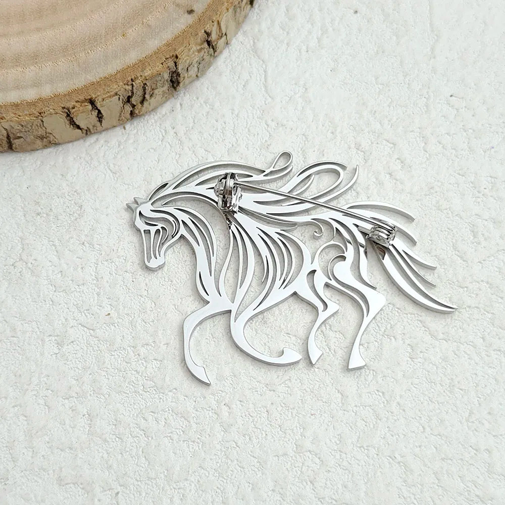 Original innovative running horse hollow stainless steel gold-plated 18K brooch, suit lapel pin, waterproof formal fittings Vera Lux