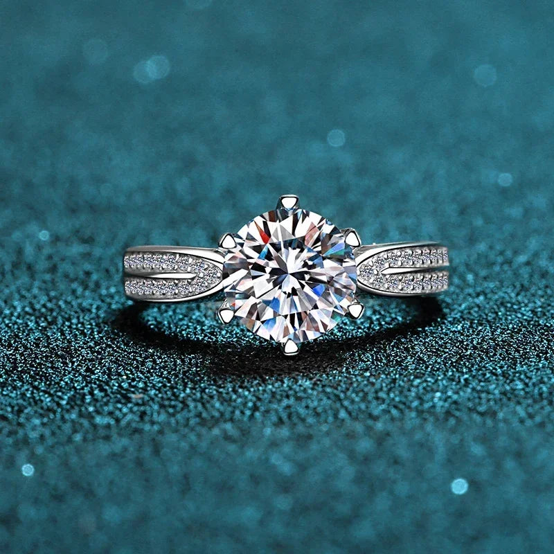 NeeTim 0.5ct 1ct Moissanite Engagement Ring Women Proposal Rings S925 Sterling Silver with White Gold Plated Wedding Band Vera Lux