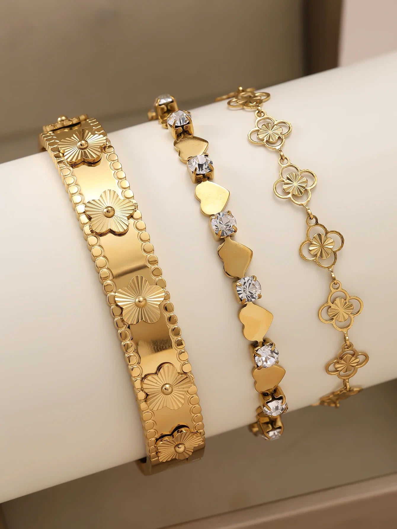 18K gold-plated stainless steel non fading gold bracelet - durable and fashionable jewelry accessory, suitable for holiday gifts Vera Lux