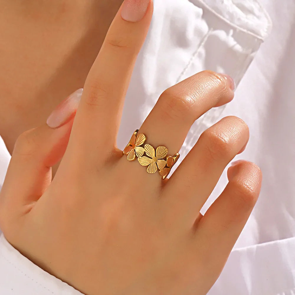 Stainless Steel Flower Adjustable Opening Rings 18k Gold PVD Plated Waterproof Finger Jewelry For Women Wedding Exquisite Gifts Vera Lux