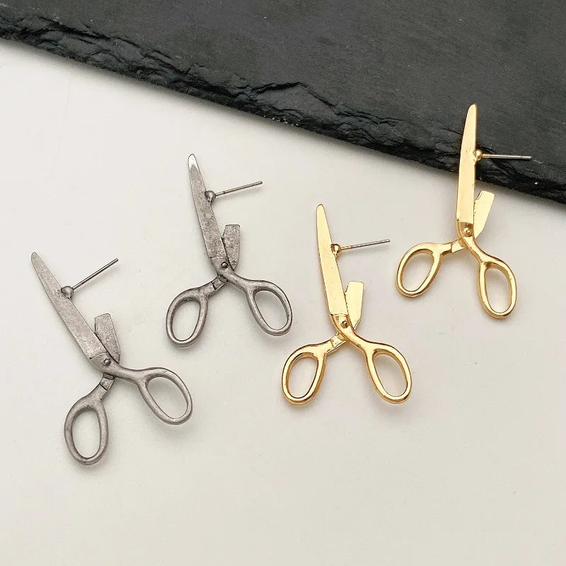 Fashion Creative New Retro Scissors Ear Studs for Women Personalized Women Hip Hop Rock Party Holiday Gift Perforated Earrings Vera Lux
