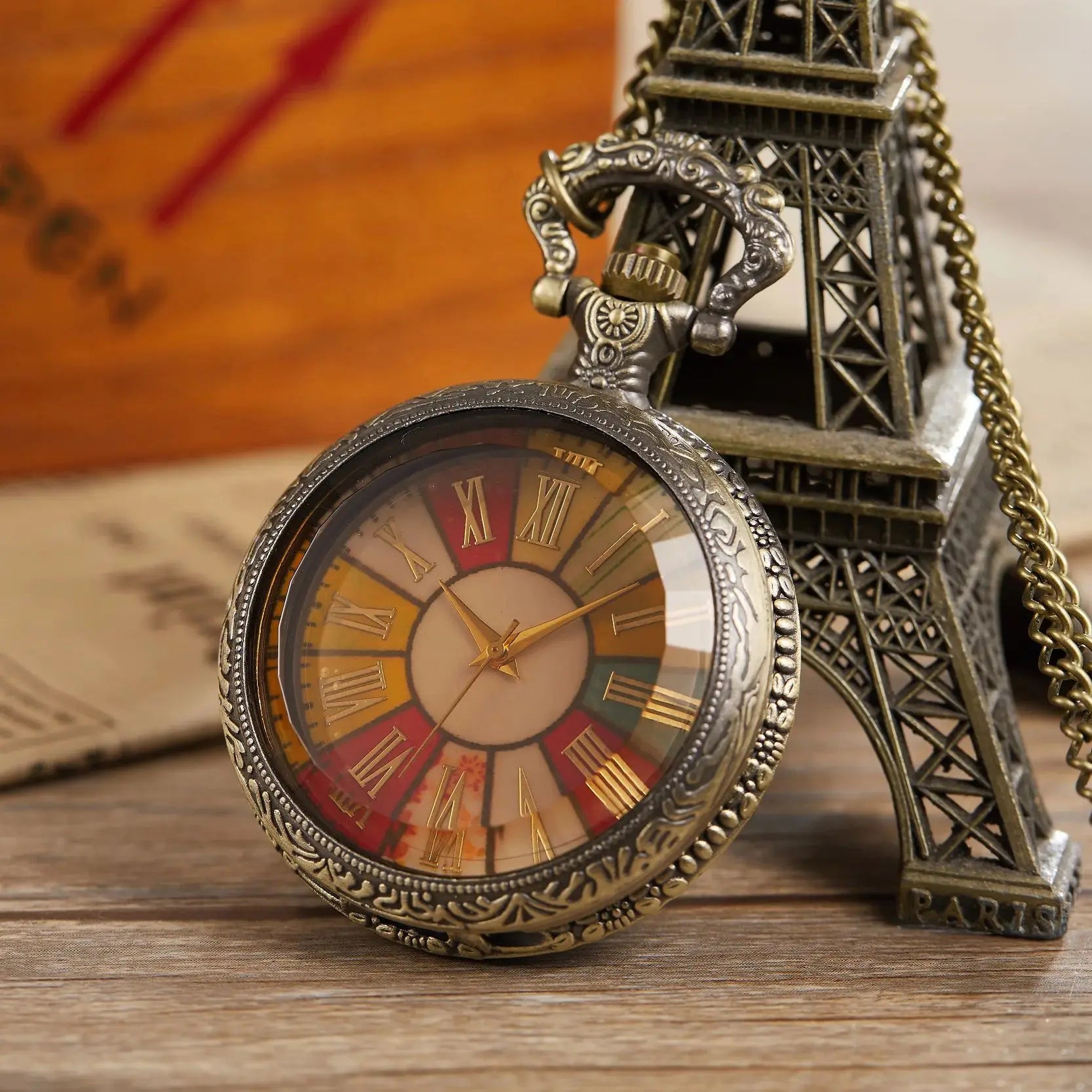 Vintage Classic Quartz Pocket Watch Exquisite Carved Roman Numeral Chain Pendant Men Women Pocket Watches reloj de bolsillo Vera Lux
