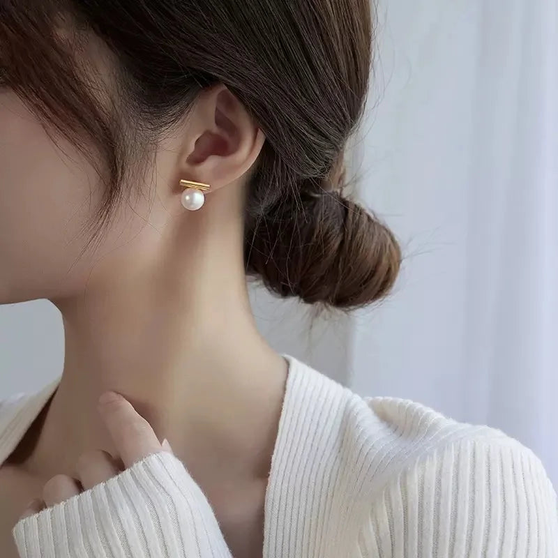 One Character Pearl Personalized Earrings Niche Simple Versatile Earrings Fashionable Temperament High-end Earrings for Women Vera Lux