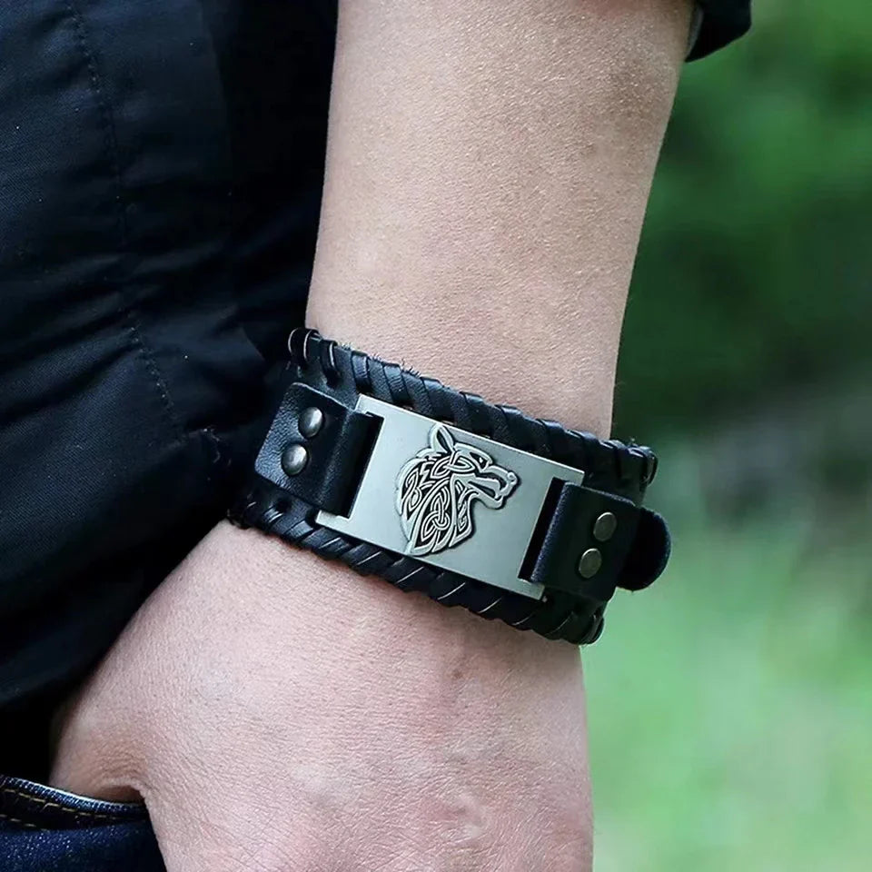 Men's Stylish Viking Themed Leather Wristband Bold Wolf Motif Metal Embellishment Bracelet Punk Rock Parties Jewelry Unique Gift Vera Lux