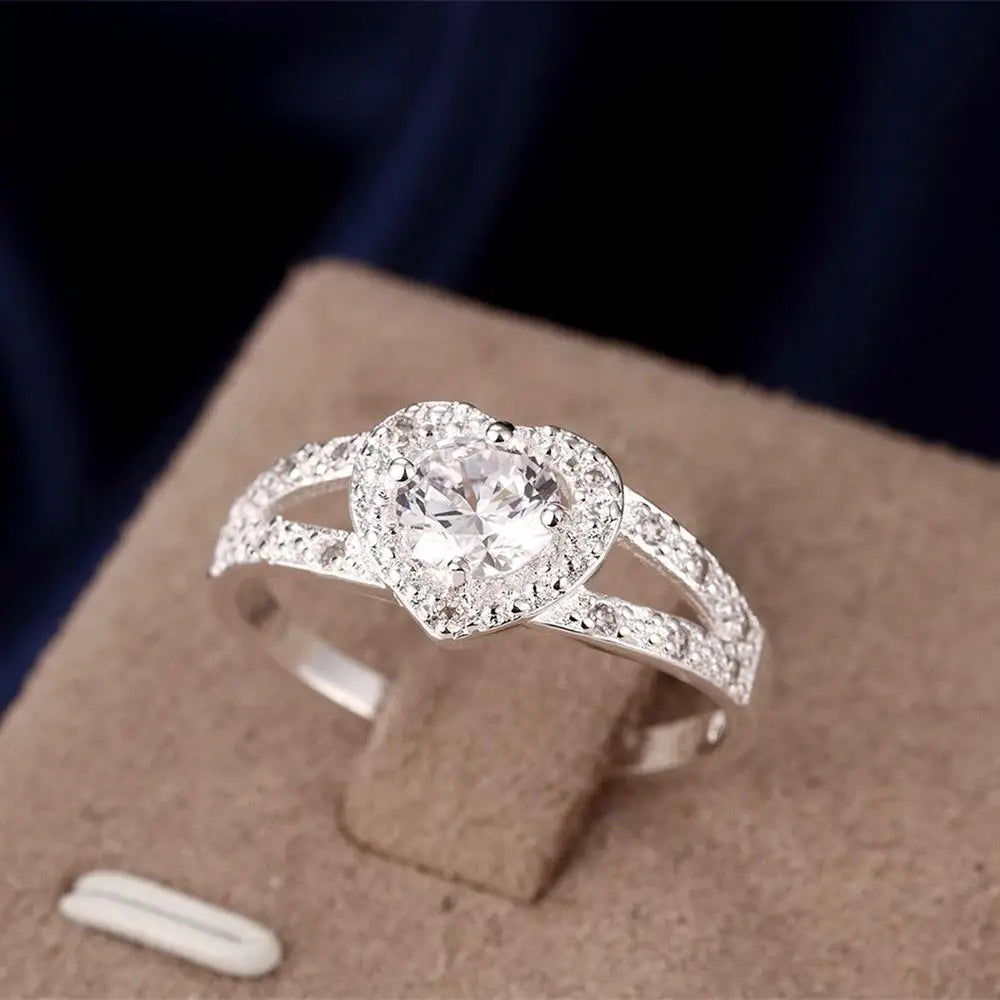 Hot 925 Sterling Silver crystal romantic heart diamond Rings For Women Fashion Party Gifts luxury wedding engagement Jewelry Vera Lux