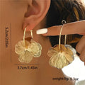 Exquisite Butterfly Flower Pendant Earrings Golden Vintage Earring Fashion Wedding Party Jewelry Accessories Vera Lux