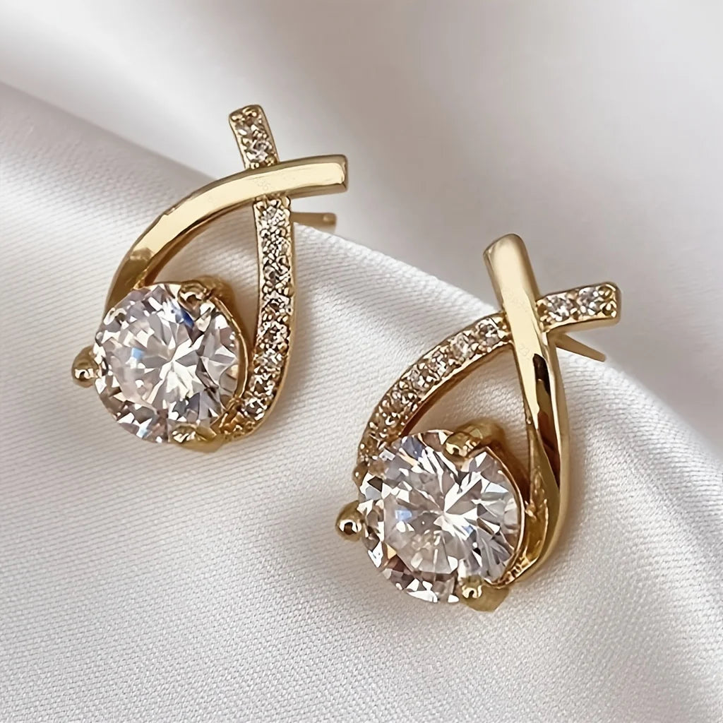 1 pair of luxurious and fashionable twisted S925 silver droplet cube earrings for decoration Vera Lux