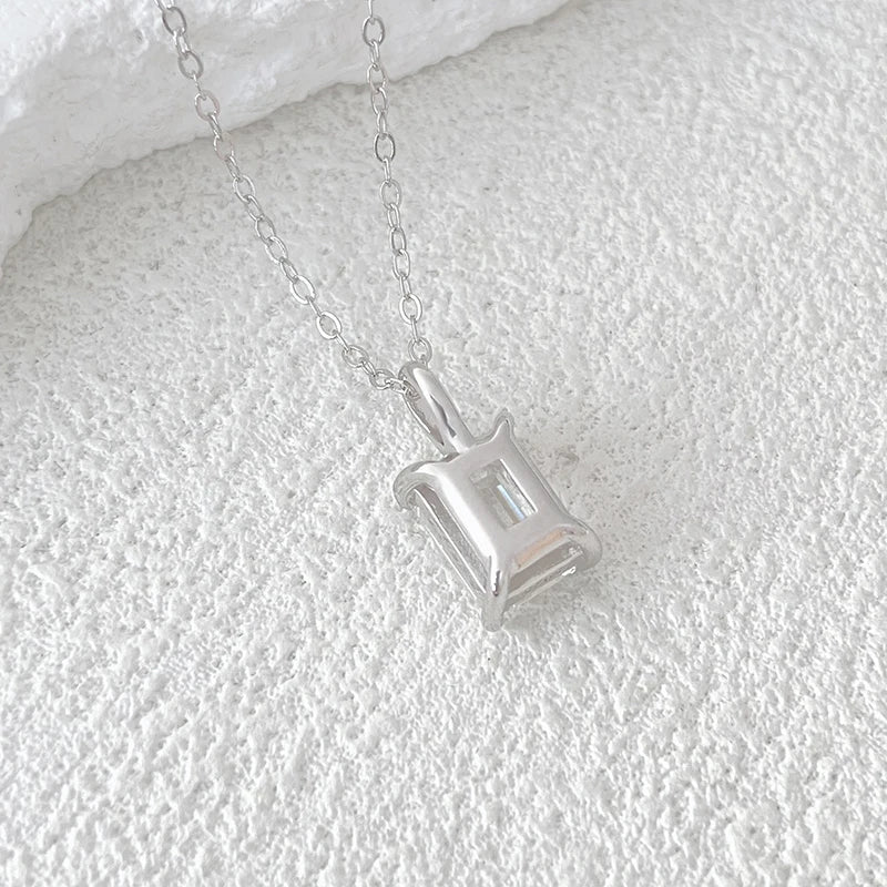 NeeTim 1ct 2ct  3ct 4ct Emerald Cut Moissanite Pendant Necklace for Women S925 Silver with White Gold Plated Necklaces Chain Vera Lux