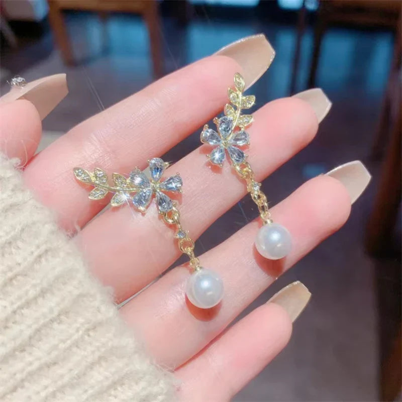 Exquisite Leaves Crystal Flower Stud Earrings For Women AAA Zircon Rose Butterfly Tassel Earring Bride Wedding Party Jewelry Vera Lux