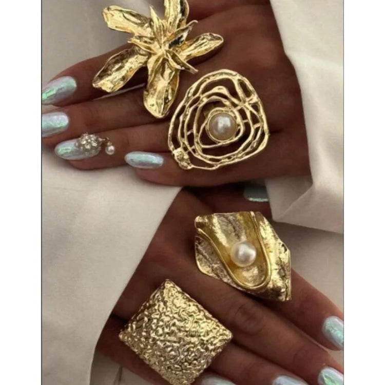 4 Pcs Exaggerated Gold Color Ring Set for Women 2025 Personality Metal Punk Party Big Flower Finger Ring Jewelry Accessories Vera Lux