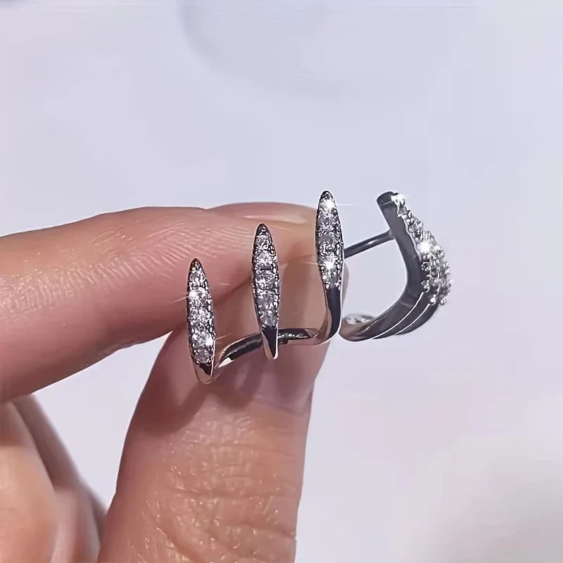 Exquisite Silver Color Claws Stud Earrings with Crystal Modern Design Fashion Versatile Accessories Women Jewelry Vera Lux