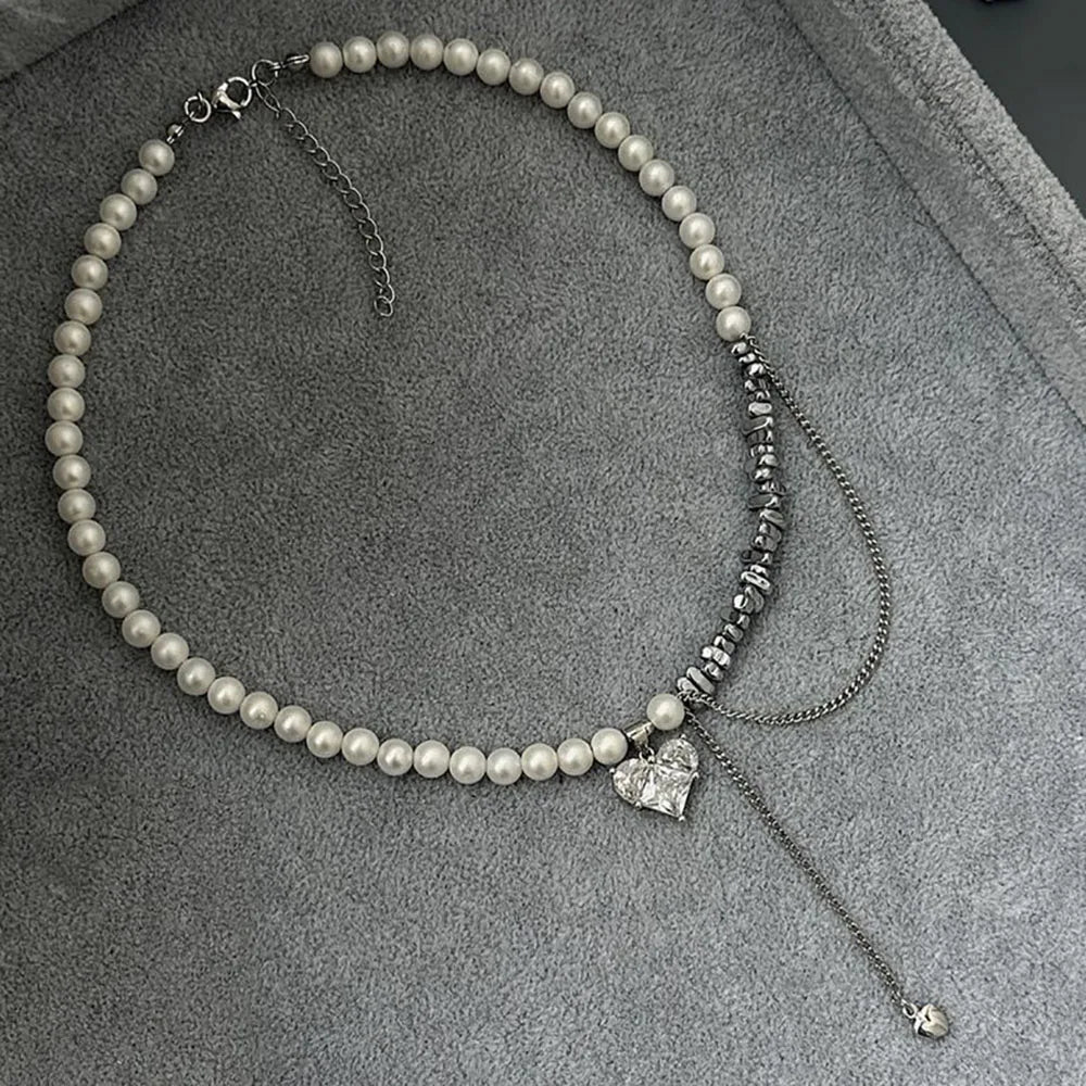 New Irregular Choker Vintage Tassels Zircon Heart Pendant Necklace For Women Female White Imitation Pearl Chain Valentine's Gift Vera Lux