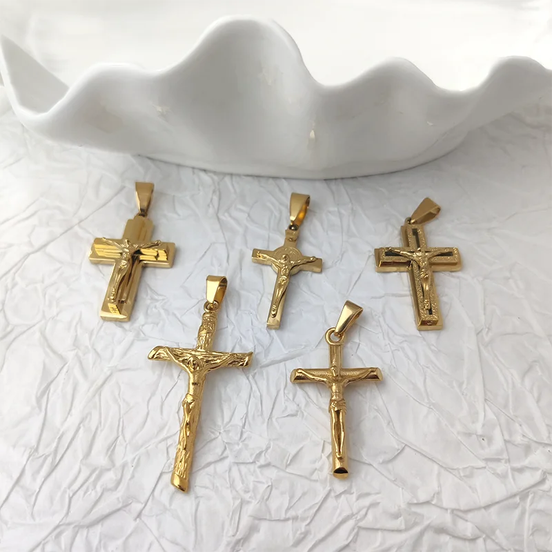 New Design 18K Gold Plated Waterproof Stainless Steel Jesus Cross Pendant For Men Religious Charms Vera Lux