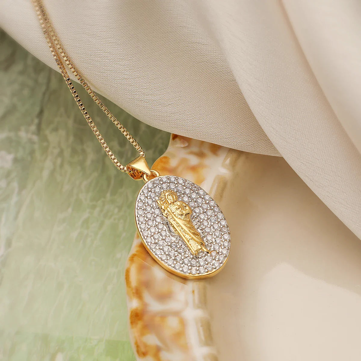 NEWBUY 2025 New Trendy Silver/Gold Mix Color Shiny AAA CZ Inlay Virgin Mary & Priest Pendant Necklaces Vera Lux