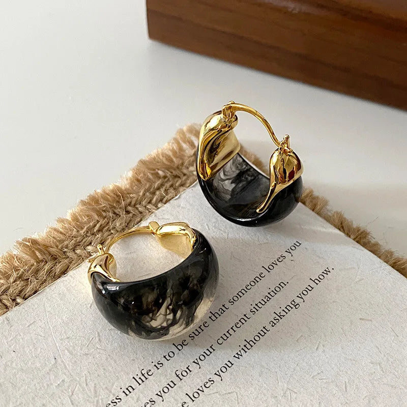 U Shape Resin Metal Earrings European And American Style Personalized Fashion Stud Earrings Girls Travel Wedding Accessories Vera Lux