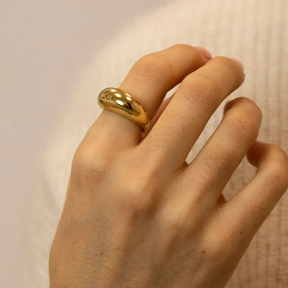 COLALA Waterproof Fashion Simple Stainless Steel Rings for Women Arc Rings Jewellery No fading Geometric Ring Size 5 6 7 8 Vera Lux