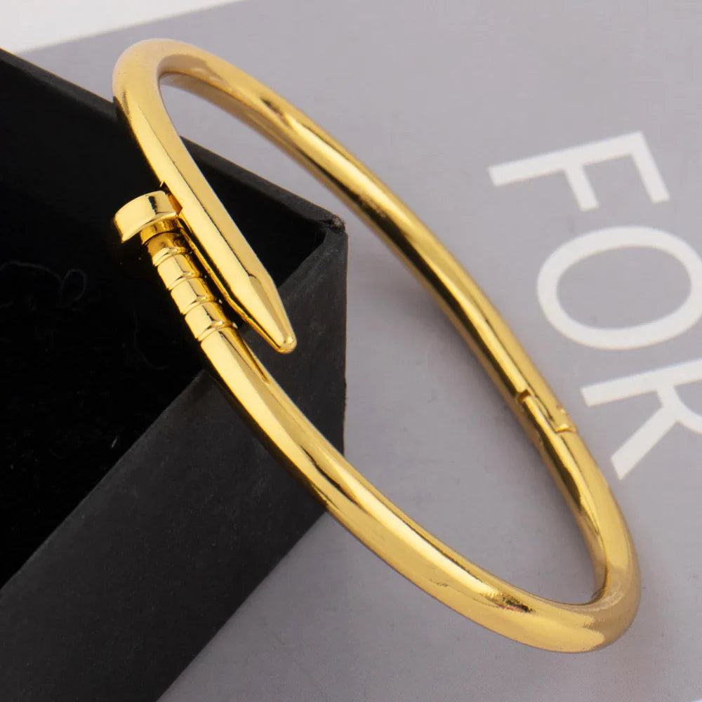 316L stainless steel gold-plated bracelet Fashion Personality Simple Punk Retro Hip-hop High Temperament Bracelet Vera Lux