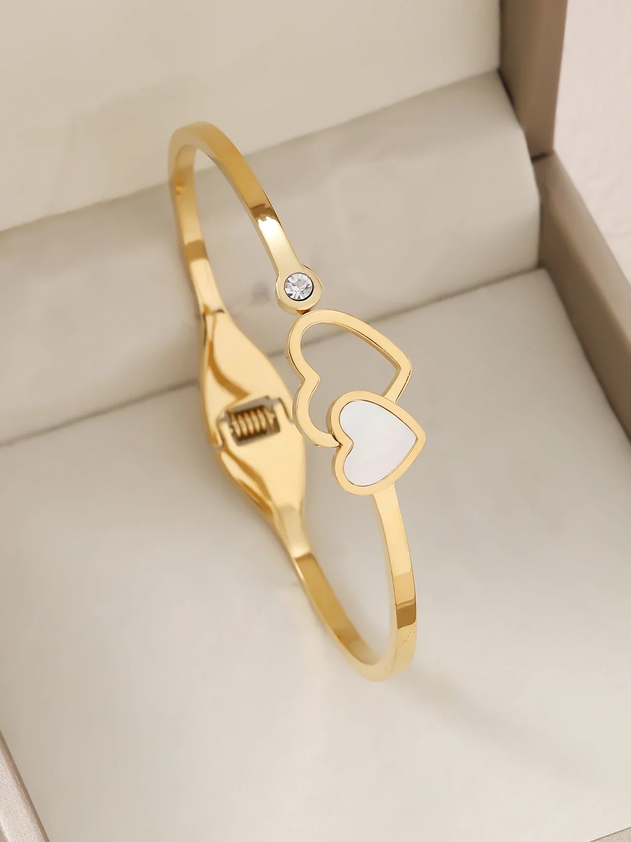 1pieces/set women's wedding jewelry party holiday Valentine's Day gift stainless steel bracelet plated with 18K gold bracelet Vera Lux