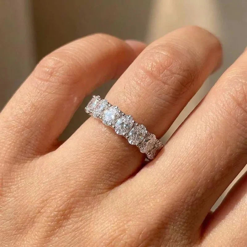 925 Sterling Silver Shiny Inlaid Oval Cubic Zirconia Ring for Women Simple Style Finger Accessories Wedding Party Trendy Jewelry Vera Lux