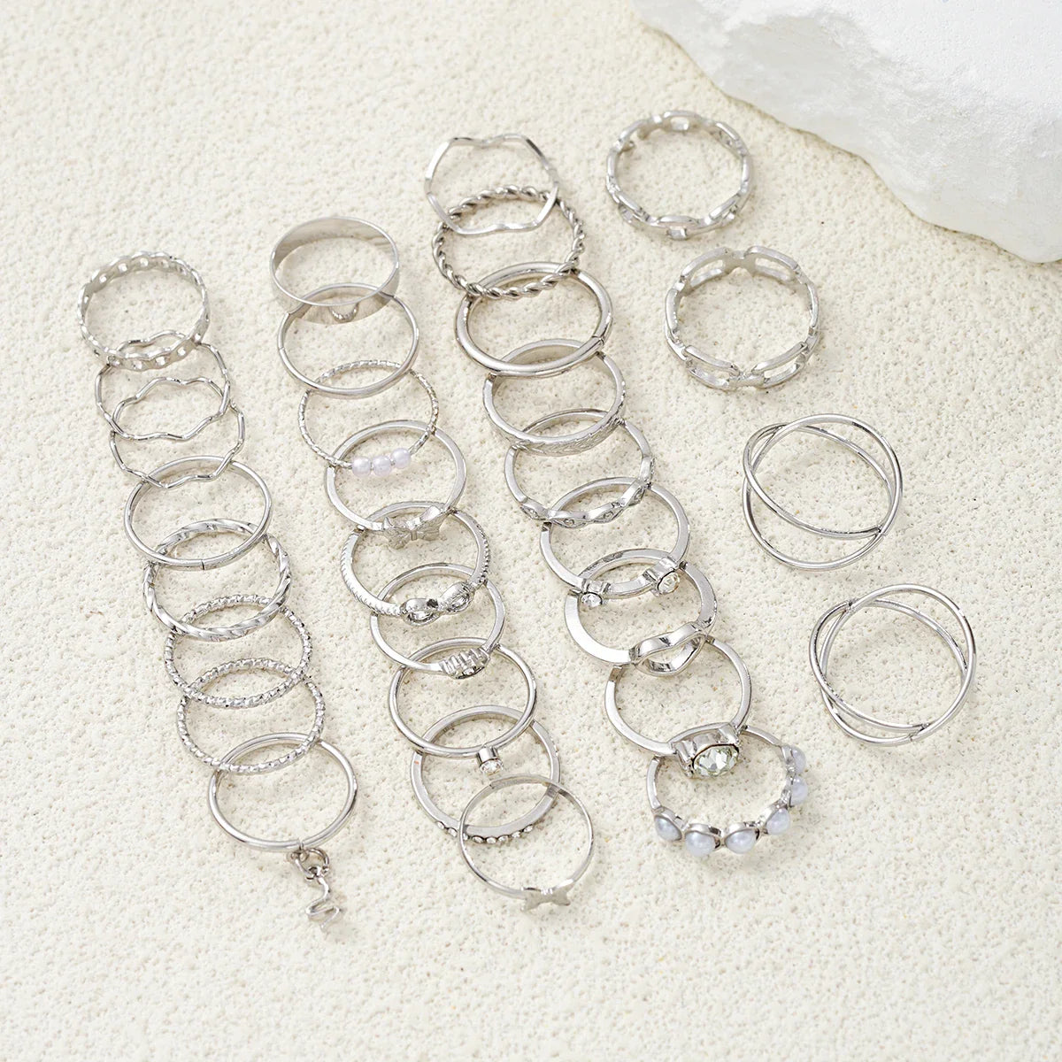 30 PCS Silver Color Geometric Ring Set For Women Vintage Heart Eye Cross Sun And Moon Leaf Charm Finger Ring Female Boho Jewelry Vera Lux