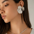 Ingemark Punk Vintage Metal Petal Flower Stud Earrings Women Girls Trend 2024 Goth Geometric Piercing Earring Jewelry Steampunk Vera Lux