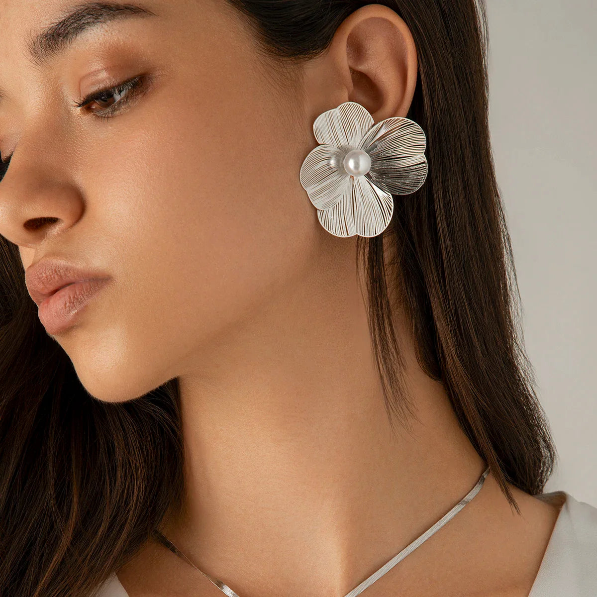 Ingemark Punk Vintage Metal Petal Flower Stud Earrings Women Girls Trend 2024 Goth Geometric Piercing Earring Jewelry Steampunk Vera Lux