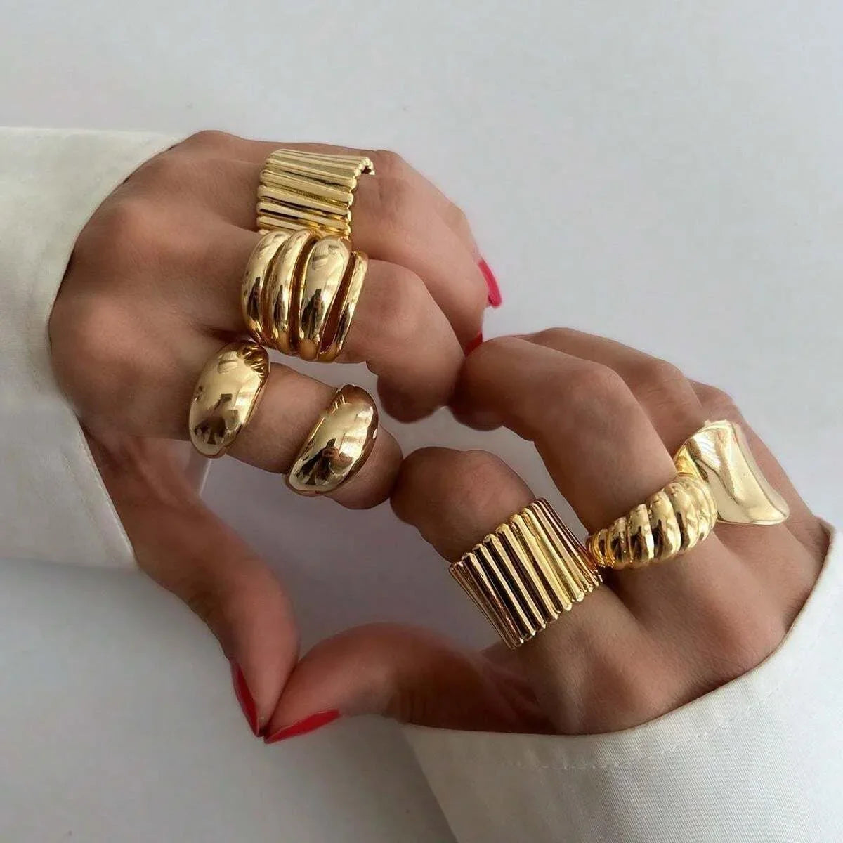 8pcs Set Minimalist Exaggerated Ripple Asymmetrical Rings For Women Gold Color Irregular Ring Set Party Daily Wear Jewelry Gifts Vera Lux