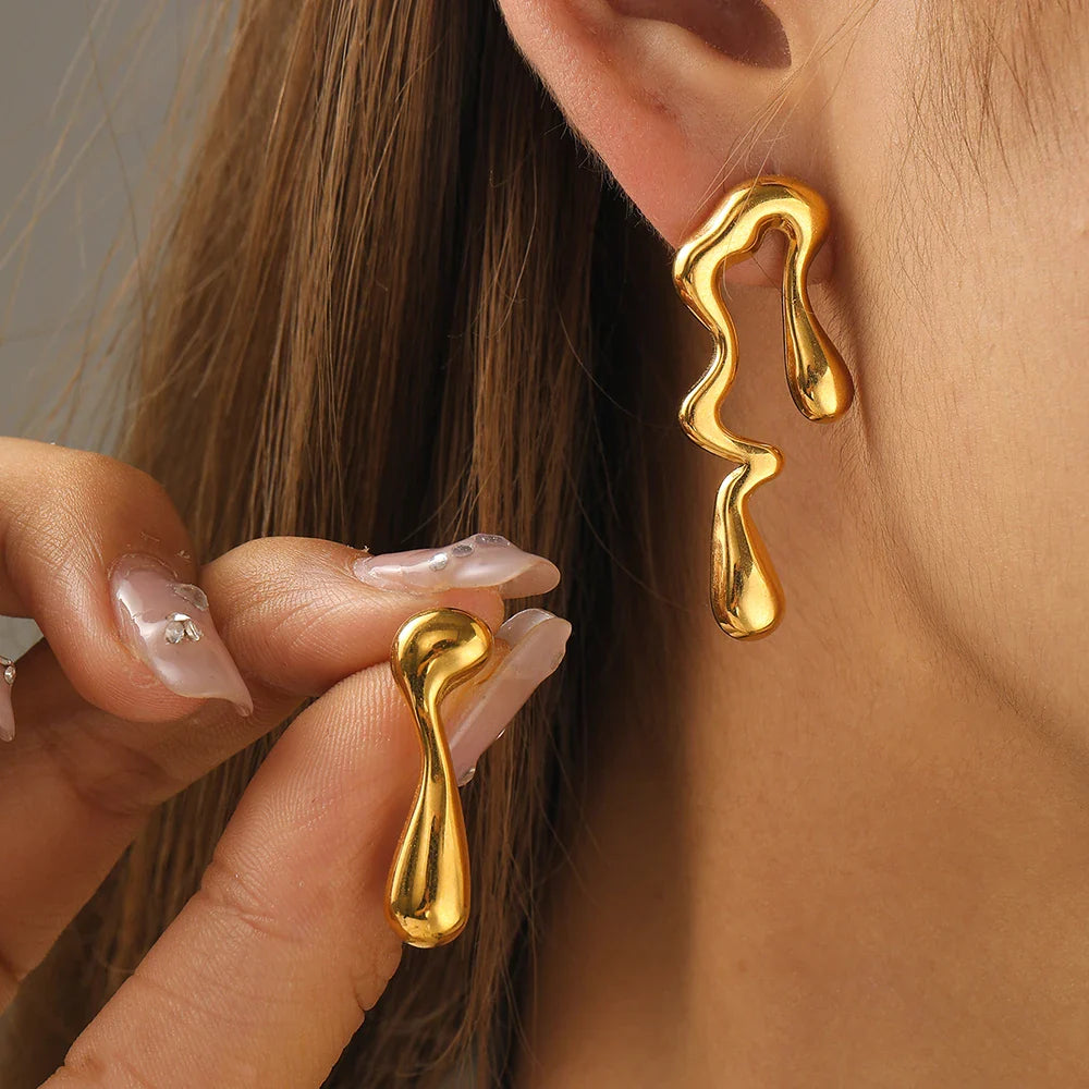 Stainless Steel Earrings Minimalist Design Irregular Asymmetrical Geometric Bent Earrings For Women Jewelry Commuter Pairing Vera Lux