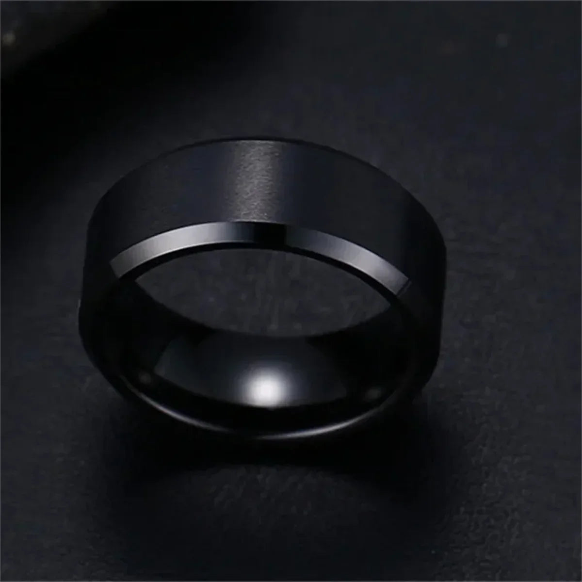 Charm Jewelry Ring for Men Women Stainless Steel Black Rings Wedding Engagement Band Quality Matte Male Jewelry Vera Lux