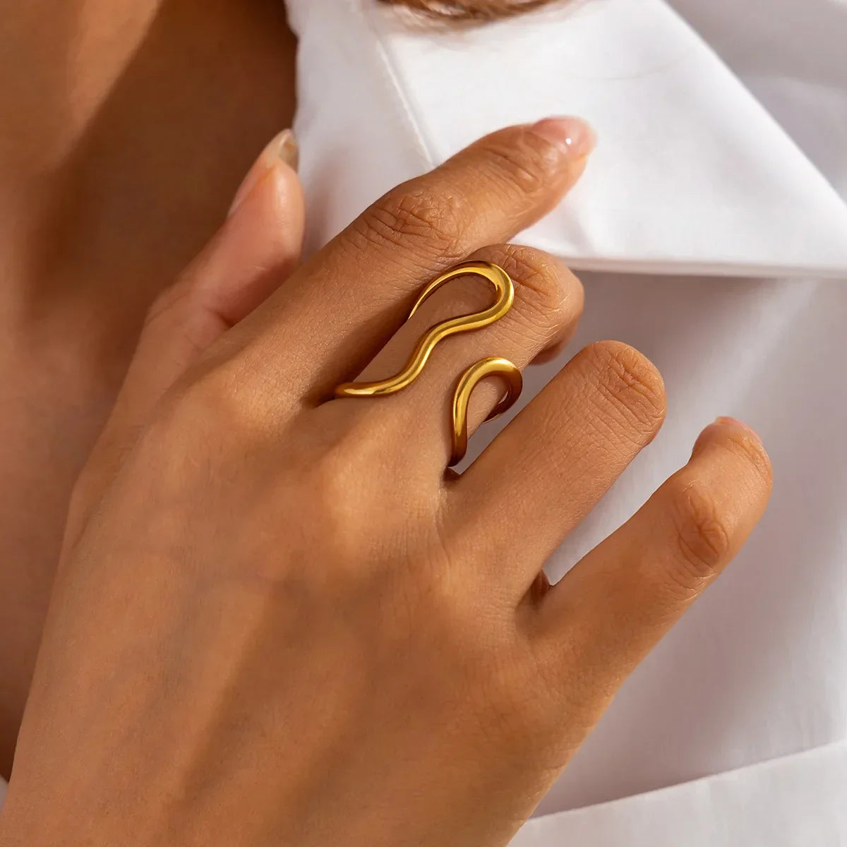 LATS Stainless Steel Gold Color Rings for Women Men 2024 Colorfast Popular Party Personalized Exaggerated Charms Jewelry Gifts Vera Lux