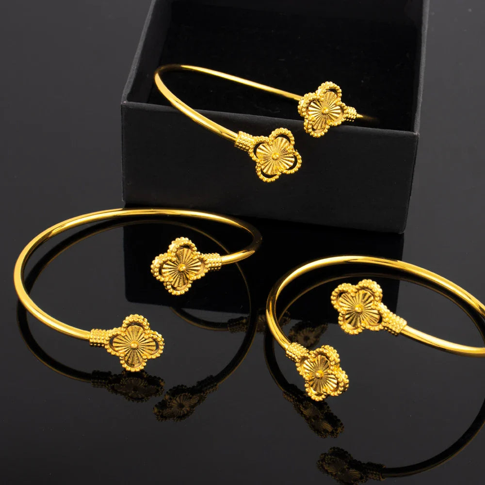 New Design Classic Luxury Stainless Steel Clover Bracelets Ring Elegant Temperament For Woman Jewelry Daily Wear Festival Gifts Vera Lux