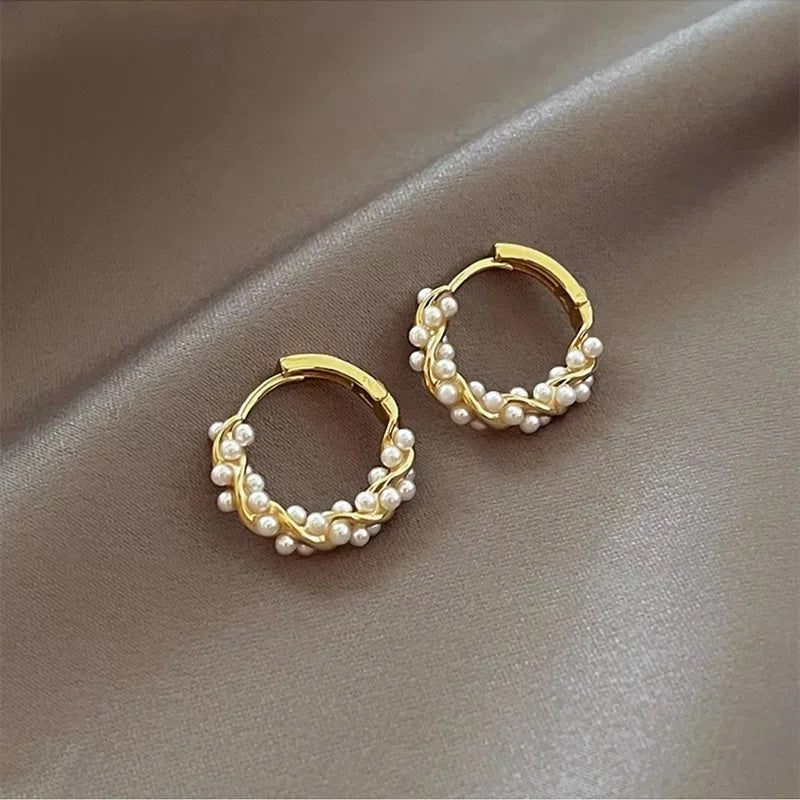 2024 Korean New Simple Temperament Circle Pearl Earrings Fashion Small Versatile Earrings Women's Jewelry Vera Lux