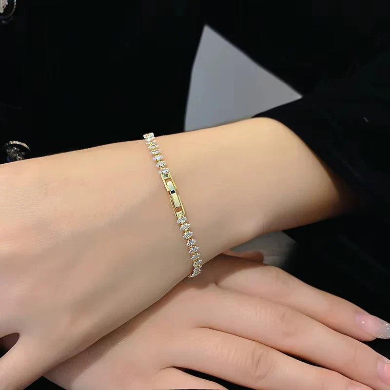 Luxury Roman Crystal Geometric Chain Bracelets for Women Trendy Goth Full Rhinestone Marquise Charm Tennis Bracelet Wed Jewelry Vera Lux