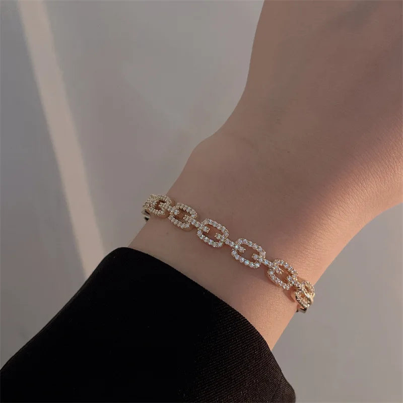 Yupsk Shiny Zircon Hollow Rectangle Link Cuff Bangle Bracelet for Women Luxury Wedding Party Jewelry Women's Gift Vera Lux