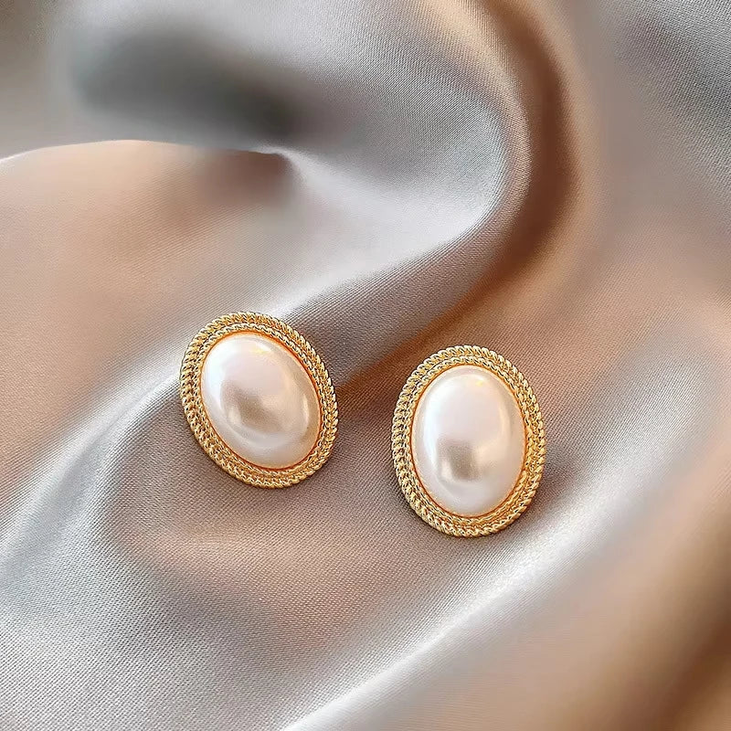 Imitation Pearl Zircon Retro Elegant Irregular Oval Square Hollow Out Earrings for Women Party Autumn Winter Jewelry Vera Lux